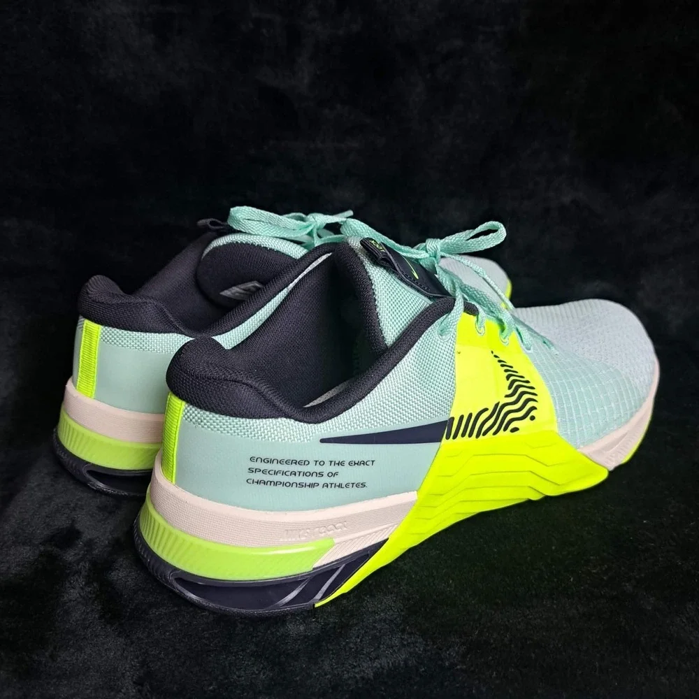 Nike Metcon 8 Green Yellow Mens US Size 11.5 EUR‎ 45.5 DO9328-300 Sneakers
